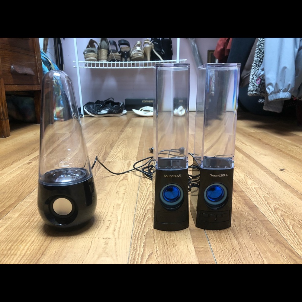 Water speakers